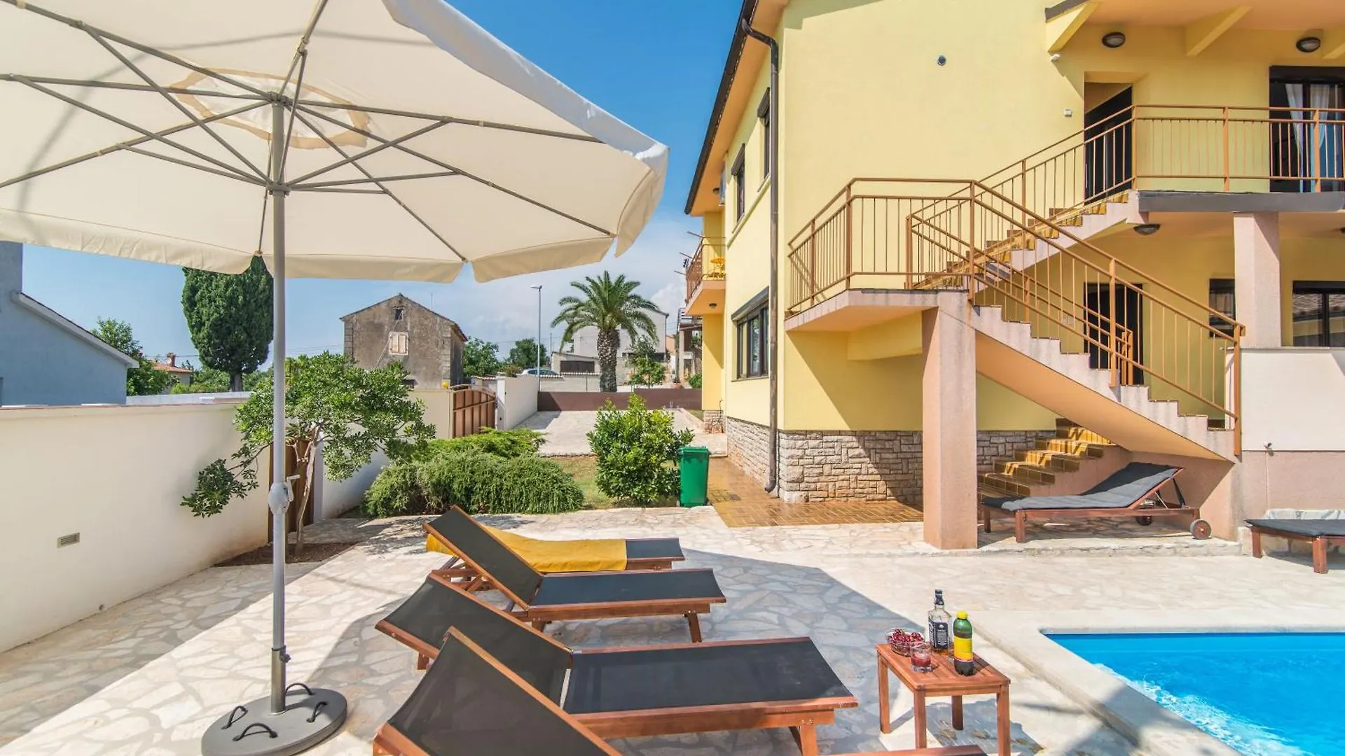 Ferienvilla Mit Pool In Pula Holiday home